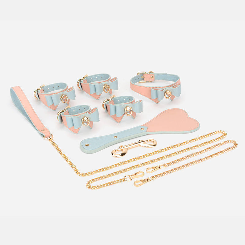 Comfortable and Elegant BDSM Gear for Novices