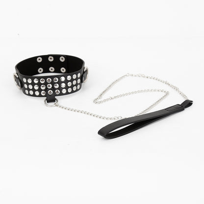 Gothic multi-rivet PU leather BDSM collar with leash for bondage play