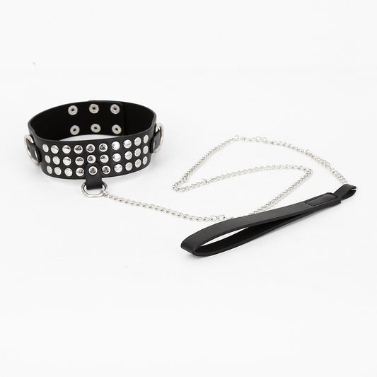 Gothic multi-rivet PU leather BDSM collar with leash for bondage play